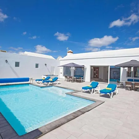 Cartaphilus, Puerto del Carmen (Lanzarote)